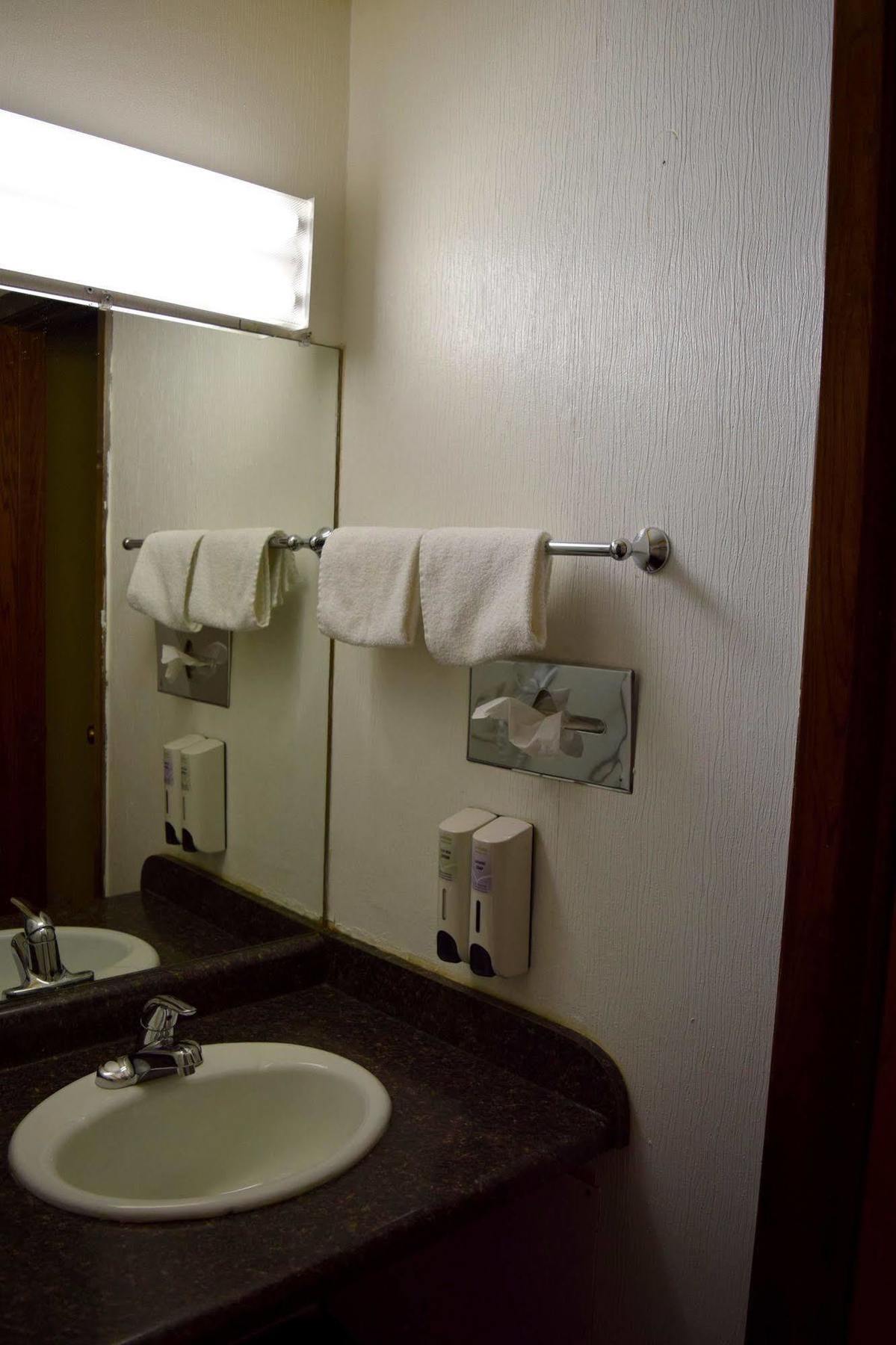 Snelling Motor Inn Mendota Dış mekan fotoğraf